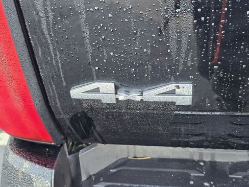 Used 2024 Toyota Tundra Limited image 9