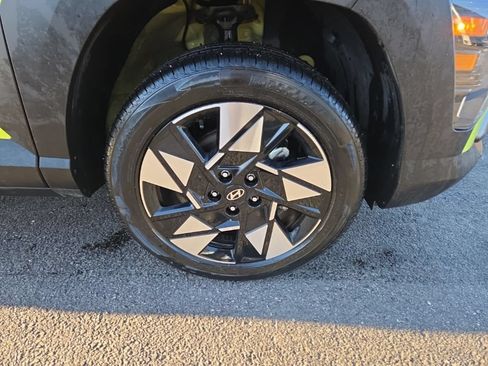 Used 2024 Hyundai Kona SEL AWD/4WD image 23
