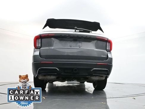 Used 2025 Ford Explorer ST-Line image 34