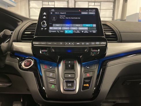 Used 2025 Honda Odyssey Touring image 24