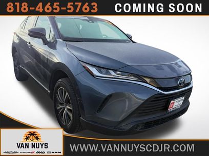 Used 2023 Toyota Venza LE