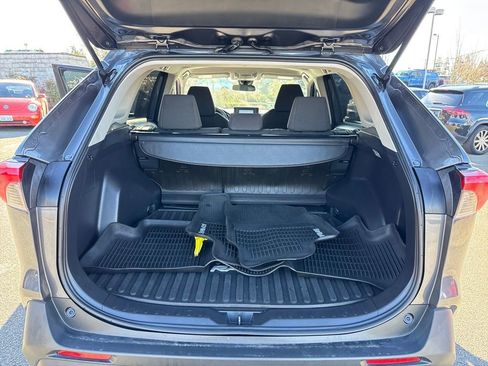 Used 2019 Toyota RAV4 LE w/ All Weather Liner Package image 23