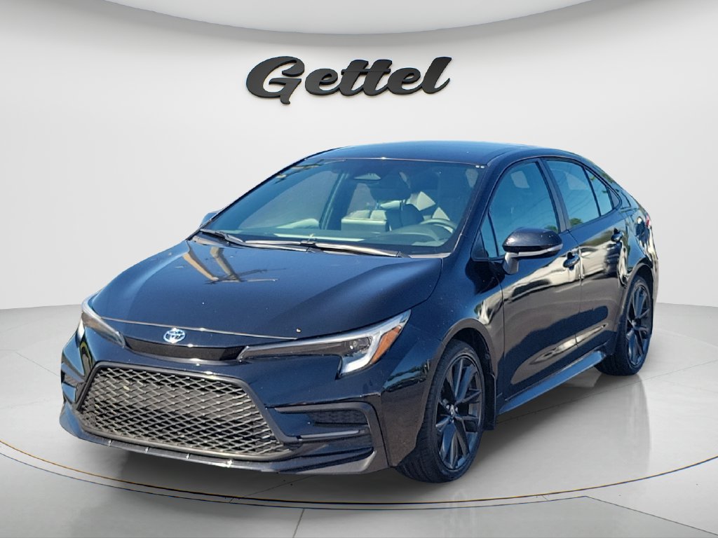 Used 2024 Toyota Corolla SE FWD image 1