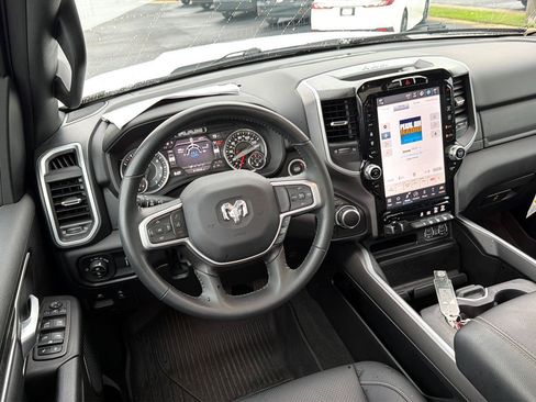 Used 2023 RAM 1500 Big Horn AWD/4WD image 18