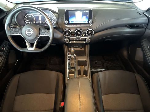 Used 2025 Nissan Sentra SV image 24