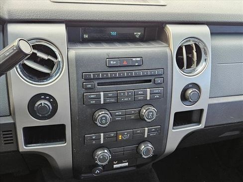 Used 2012 Ford F150 XLT w/ XLT Chrome Pkg image 13