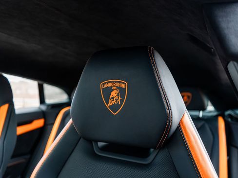 Used 2023 Lamborghini Urus S AWD/4WD image 29