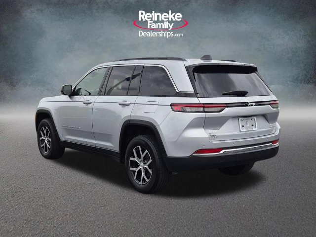 Used 2024 Jeep Grand Cherokee Limited AWD/4WD image 8