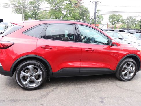 Used 2025 Ford Escape ST-Line Select AWD/4WD image 6