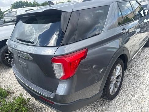 Used 2022 Ford Explorer Limited w/ Equipment Group 301A RWD image 6