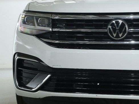 Used 2021 Volkswagen Atlas Cross Sport SEL R-Line w/ Luggage Net & Mats Package image 40