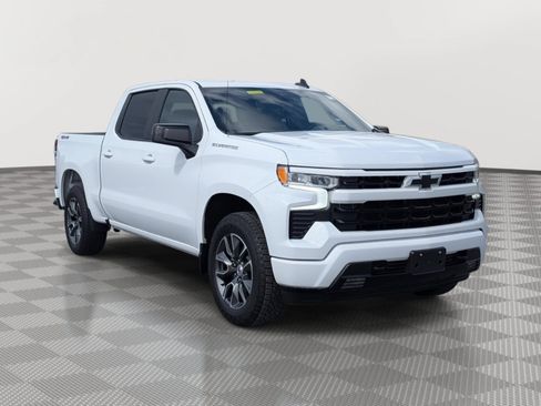 Used 2024 Chevrolet Silverado 1500 RST AWD/4WD image 7
