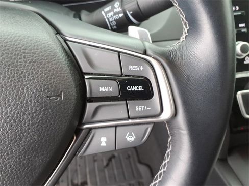 Used 2019 Honda Insight Touring image 22