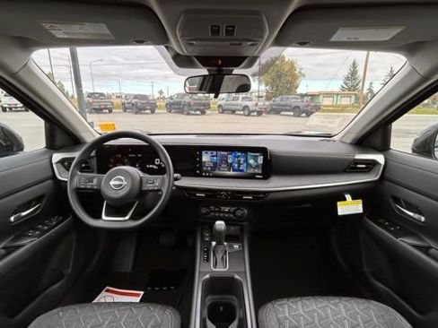 New 2026 Nissan Kicks SV w/ SV Premium Package image 10