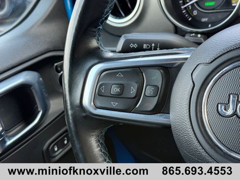 Used 2022 Jeep Wrangler Unlimited Rubicon 4xe AWD/4WD image 19