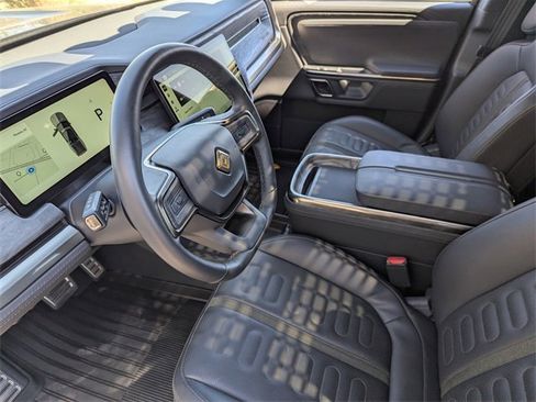 Used 2022 Rivian R1T Launch Edition image 21