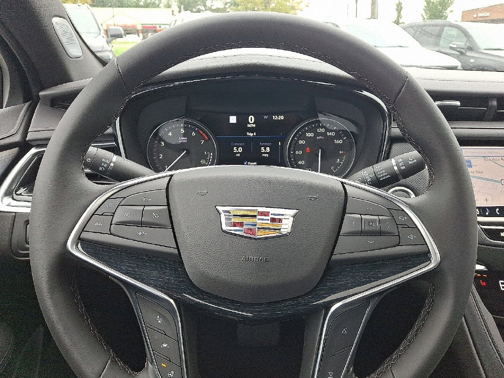 New 2026 Cadillac XT5 Premium Luxury FWD image 7