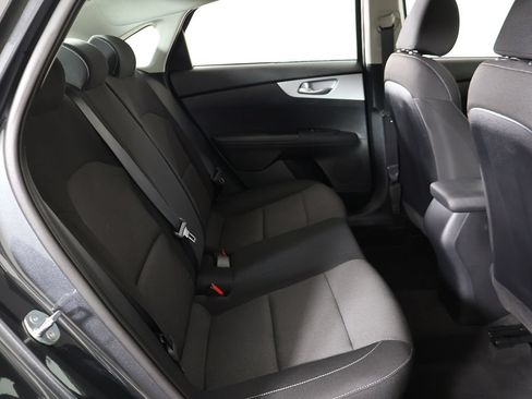 Used 2024 Kia Forte LXS w/ LXS Technology Package FWD image 32