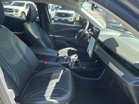 Certified 2021 Ford Mustang Mach-E Premium AWD/4WD image 11