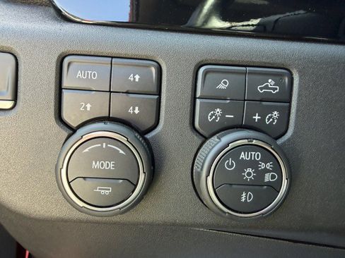 Used 2024 Chevrolet Silverado 2500 LTZ w/ LTZ Plus Package image 18