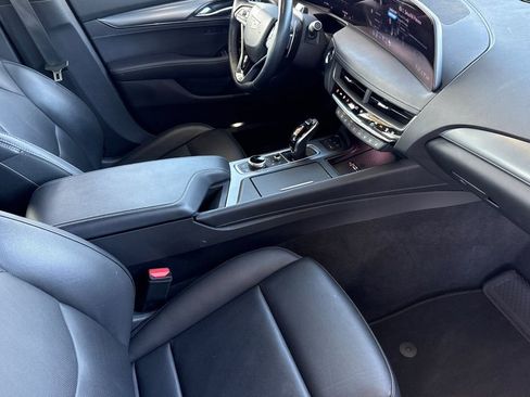 Used 2025 Cadillac CT5 Premium Luxury RWD image 24