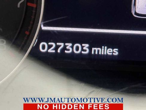 Used 2024 Mitsubishi Outlander SE image 23