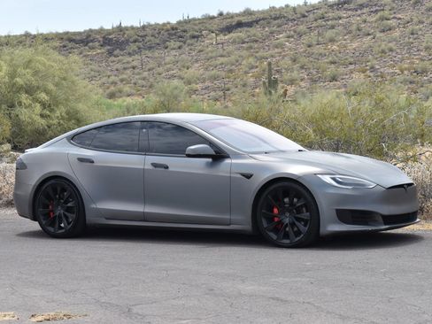 Used 2019 Tesla Model S 100D AWD/4WD image 3