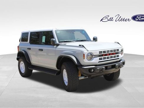 New 2026 Ford Bronco Heritage Edition AWD/4WD image 2