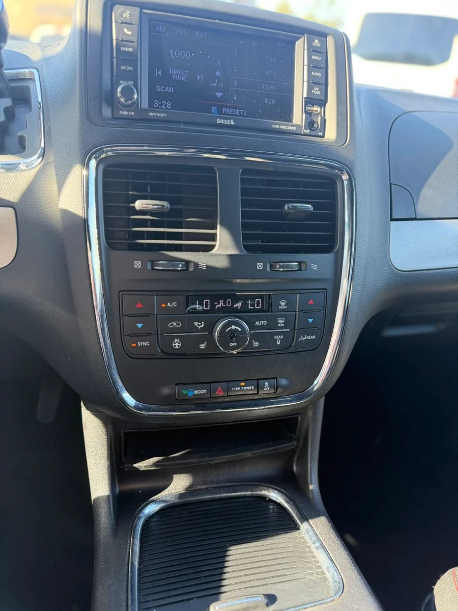 Used 2019 Dodge Grand Caravan GT FWD image 26