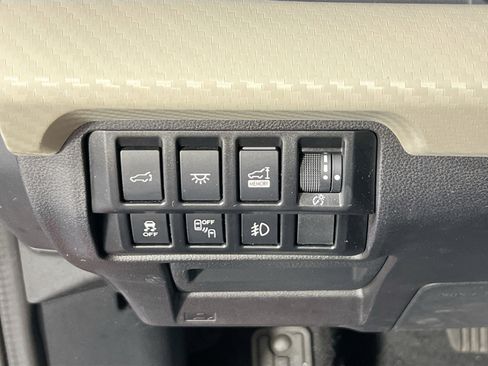 Used 2022 Subaru Ascent Premium w/ Convenience Package image 10