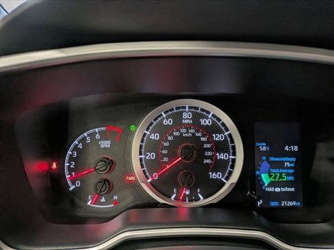 Used 2021 Toyota Corolla SE image 11