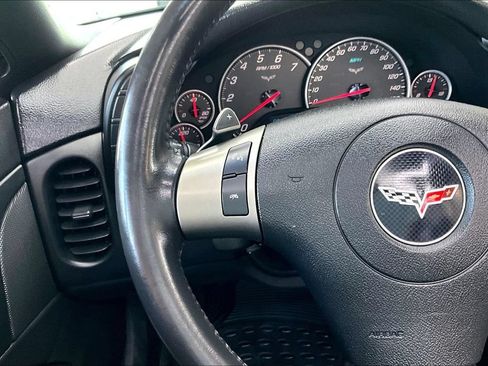 Used 2010 Chevrolet Corvette Convertible w/ Preferred Equipment Group RWD image 11