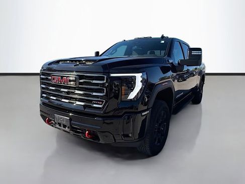 Used 2025 GMC Sierra 2500 AT4 w/ AT4 Premium Plus Package image 7