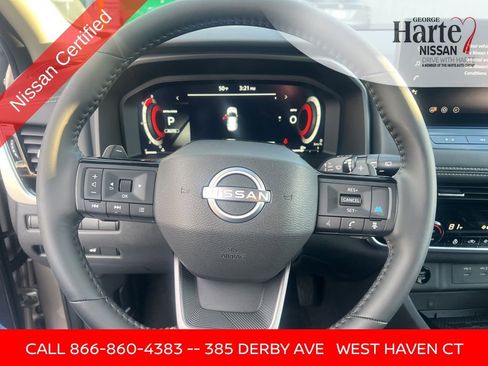 Certified 2025 Nissan Rogue SL image 43