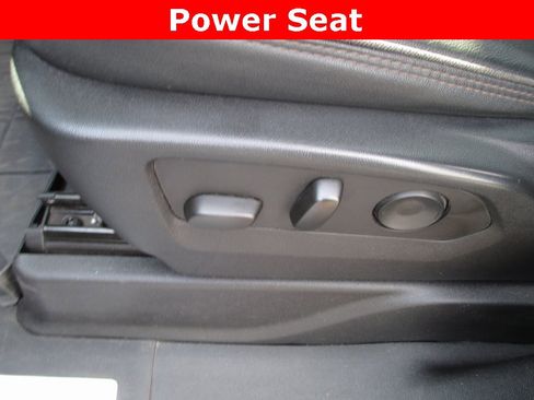 Used 2023 Chevrolet Suburban High Country image 28