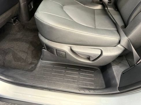 Used 2025 Toyota Grand Highlander AWD image 18