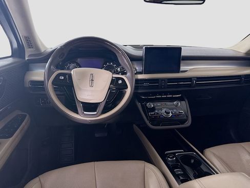 Used 2022 Lincoln Corsair FWD w/ Premium Package image 14