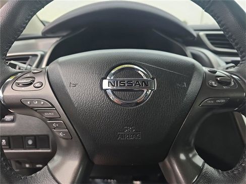Used 2022 Nissan Murano SV image 22