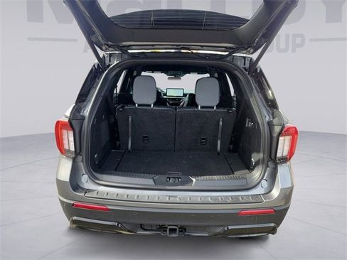Certified 2025 Ford Explorer ST-Line image 19