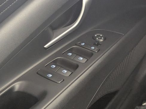 Certified 2022 Hyundai Elantra SEL FWD image 17