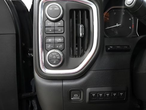 Used 2023 GMC Sierra 2500 AT4 w/ AT4 Premium Plus Package image 20