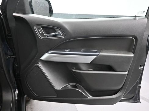 Used 2021 Chevrolet Colorado LT w/ Safety Package image 42