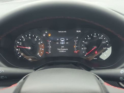Used 2024 Jeep Compass Trailhawk AWD/4WD image 16