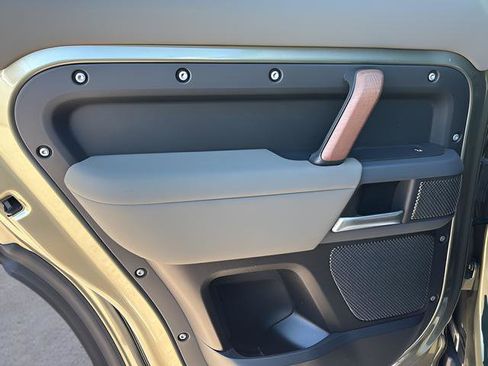 Used 2023 Land Rover Defender 110 X image 15