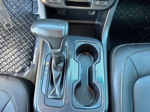 Used 2020 Chevrolet Colorado Z71 image 27