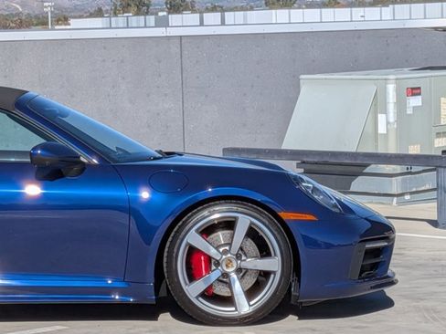Used 2024 Porsche 911 Carrera 4S image 13