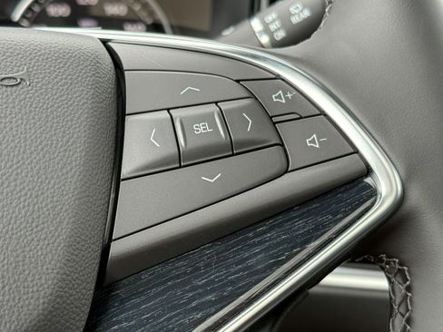 New 2025 Cadillac XT5 Premium Luxury w/ LPO, Floor Liner Package image 25