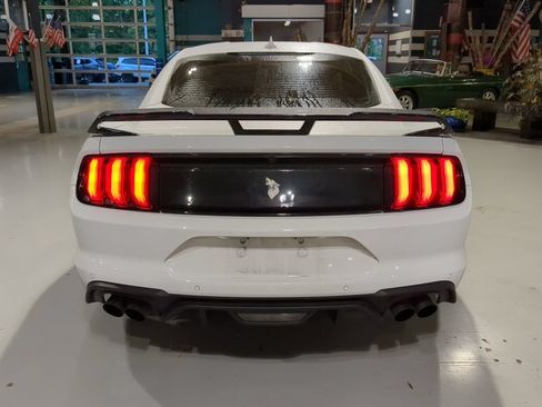 Used 2022 Ford Mustang GT Premium w/ Equipment Group 401A RWD image 9