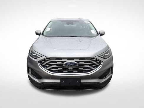 Used 2022 Ford Edge Titanium w/ Equipment Group 301A AWD/4WD image 4