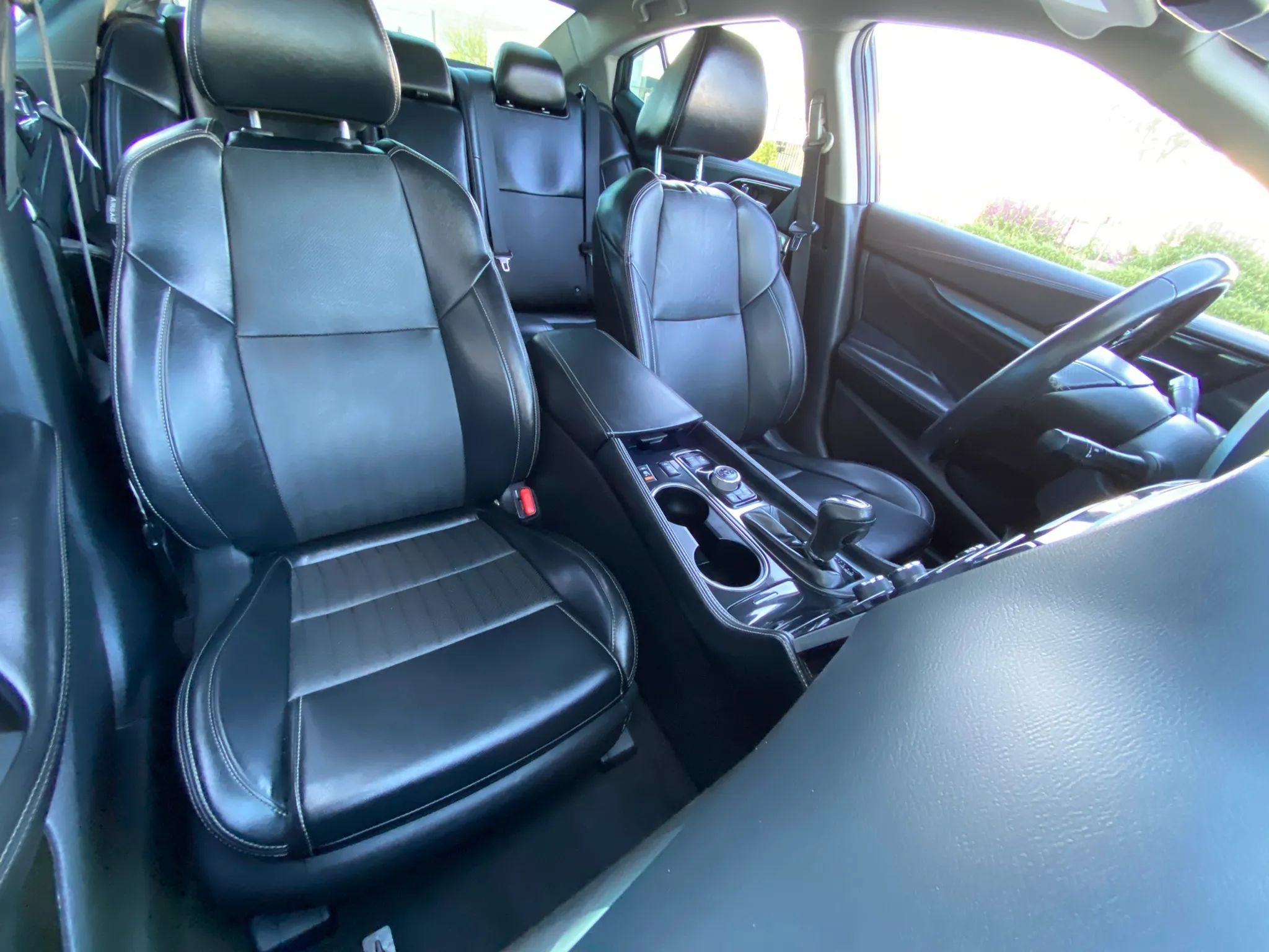 Used 2023 Nissan Maxima SV w/ Floor Mat Group FWD image 39